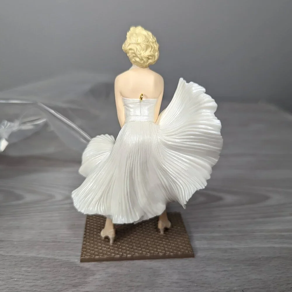 Vintage Hallmark Keepsake Ornament 1998 Marilyn Monroe Collector's Series